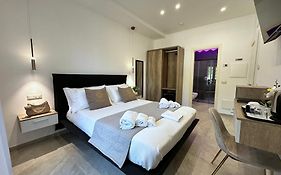Good Vibes Luxury Rooms